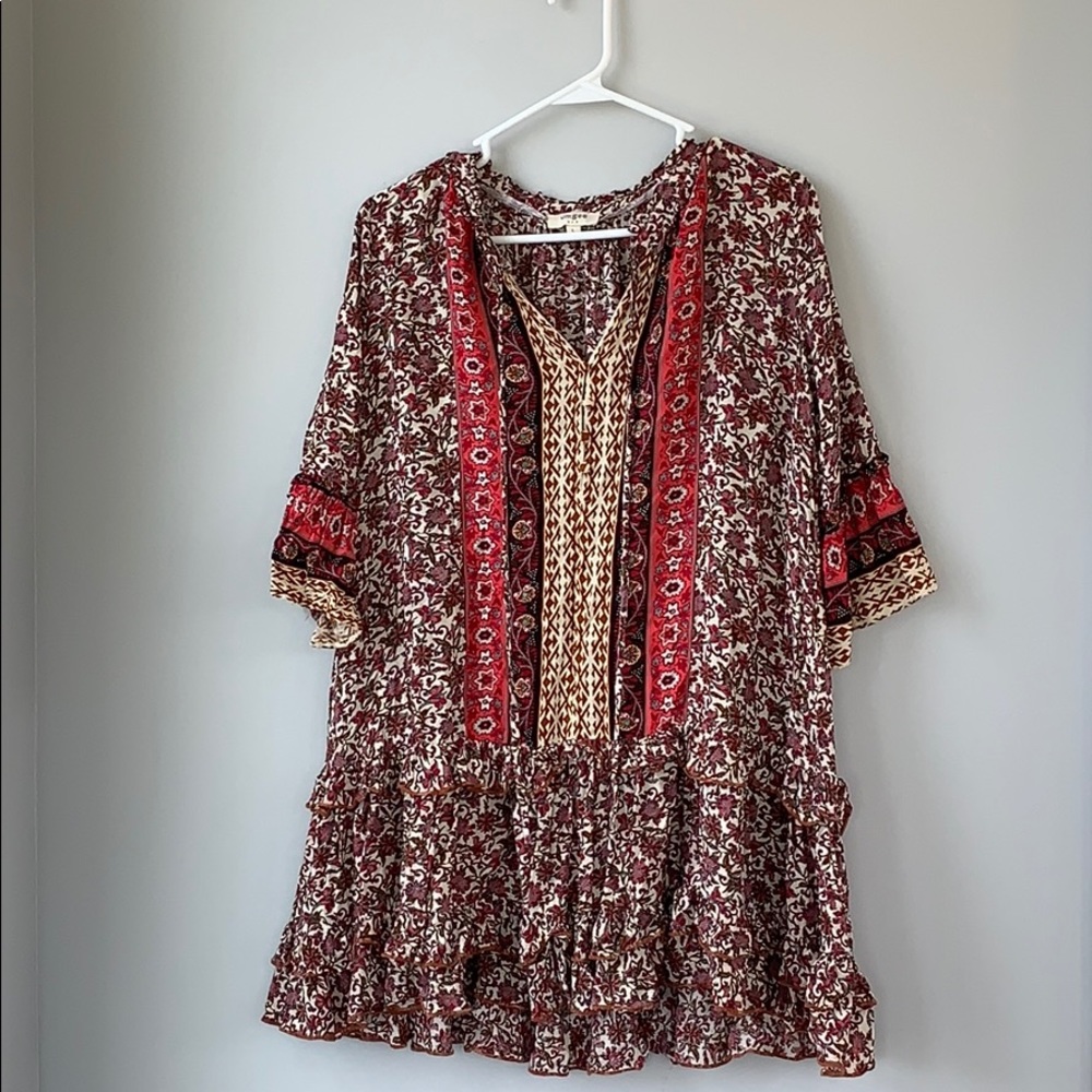 Quarter Length Sleeve Flowy Pink Pattern Dress